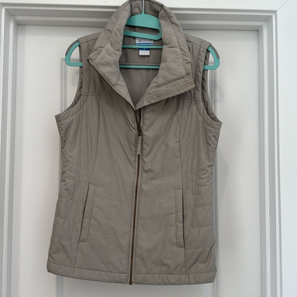 Columbia Zip Up Vest